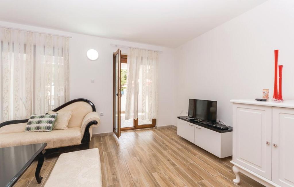 Villa Diana Pakoštane 外观 照片